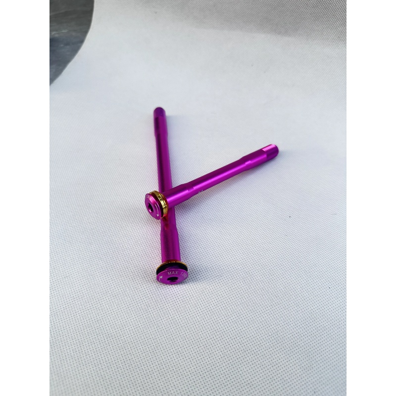 محور عابر خفيف الوزن للغاية من - مراجعة Bike Thru Axle Lever 12X142 وسعره